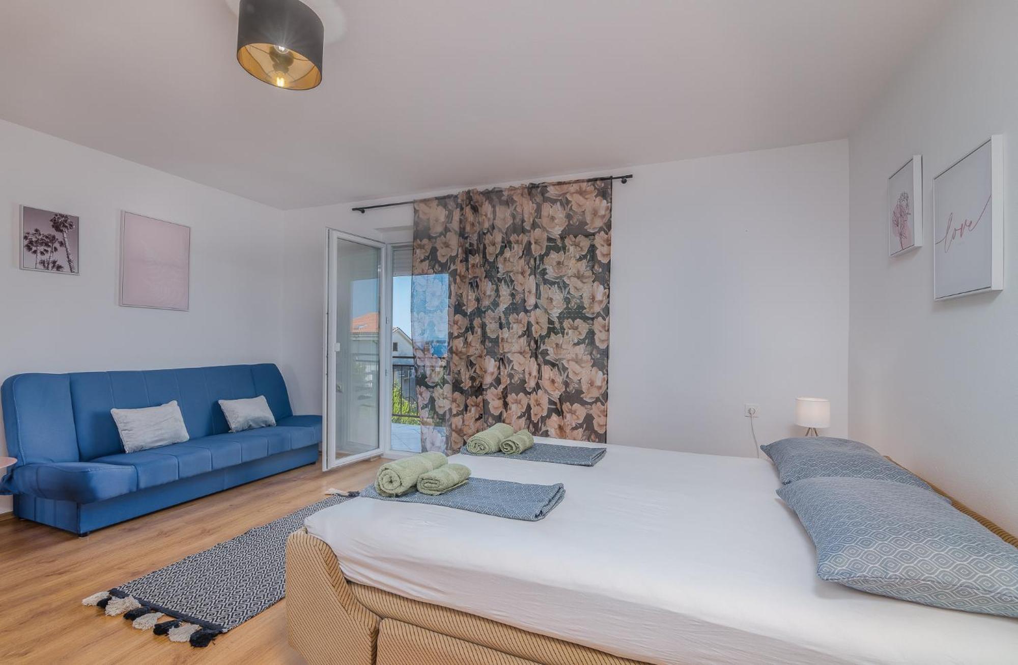 Apartments Bahar Krk 克尔克 外观 照片